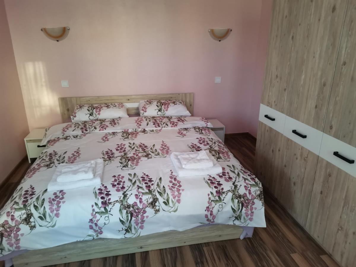 Guest Rooms Mihaylovi 파벨 반야 외부 사진