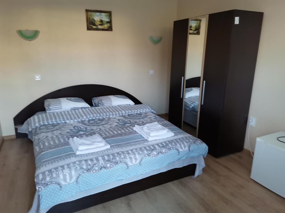 Guest Rooms Mihaylovi 파벨 반야 외부 사진